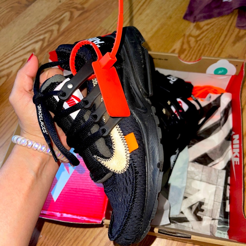 Nike prestos x OFF WHITE size 4 boys